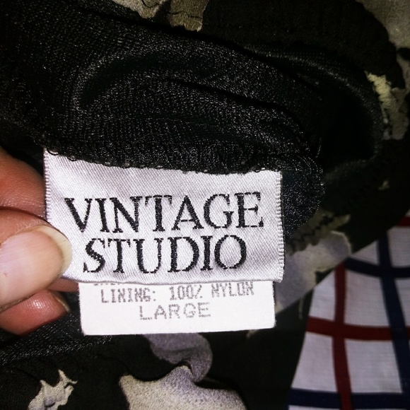 Vintage Studio Skirt - Picture 3 of 3